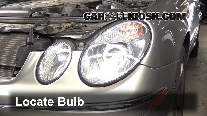 2006 Mercedes-Benz E500 5.0L V8 Luces Faro delantero (reemplazar foco)
